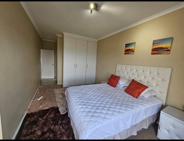 3 BEDROOM FLAT FOR SALE IN WINKLESPRUIT